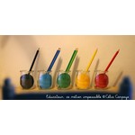 image de la premire page du blog ducateur ce mtier impossible reprsentant des pots avec des crayons de couleurs